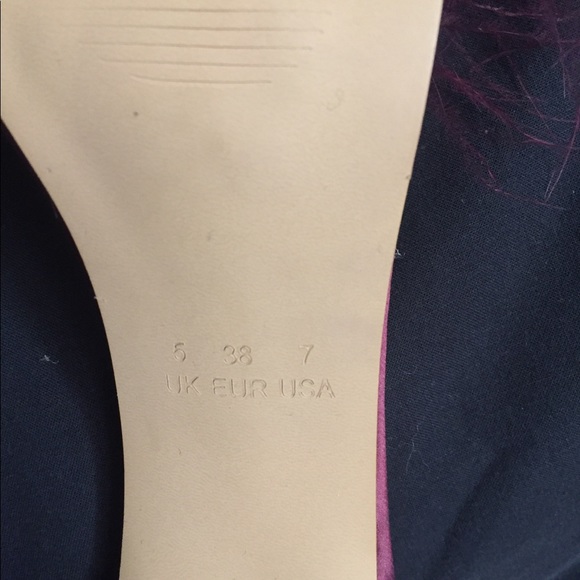 Burgundy High Heels Feather Sandals - Picture 2 of 5